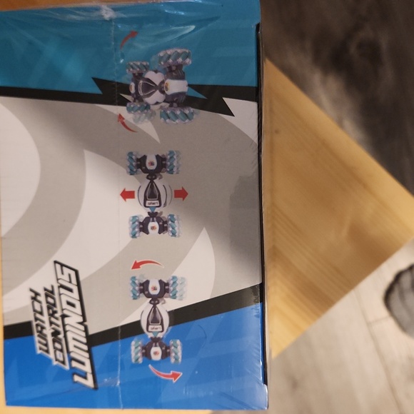 Remote control car - Picture 6 of 7